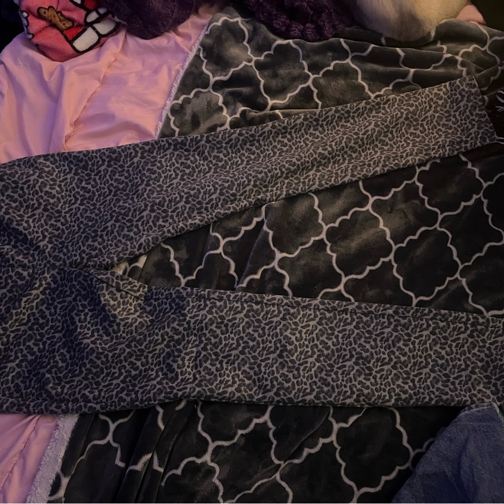 Calvin Klein Black and Gray Animal Print Leggings